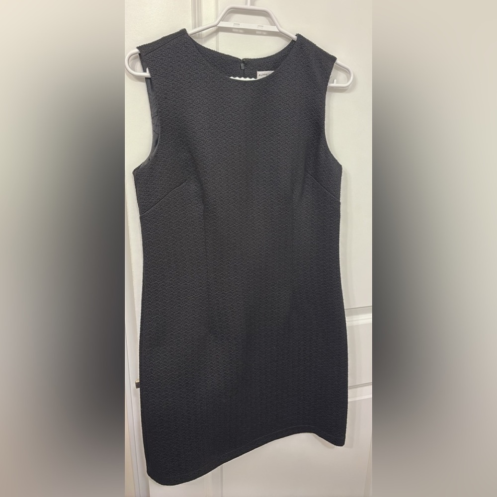 ALFRED SUNG Sleeveless Black Textured Sheath Dress